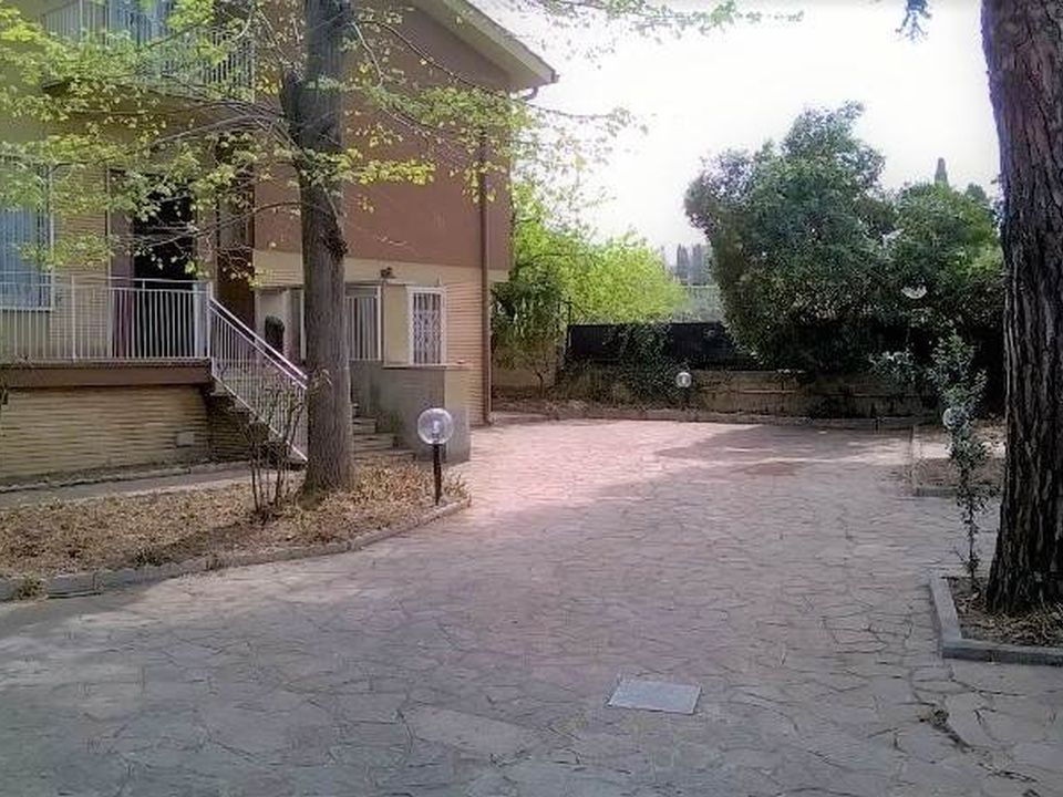Villa in vendita a Frascati Frascati