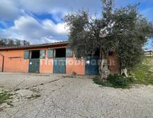 Villa in vendita a Montelibretti Colle Pizzuto