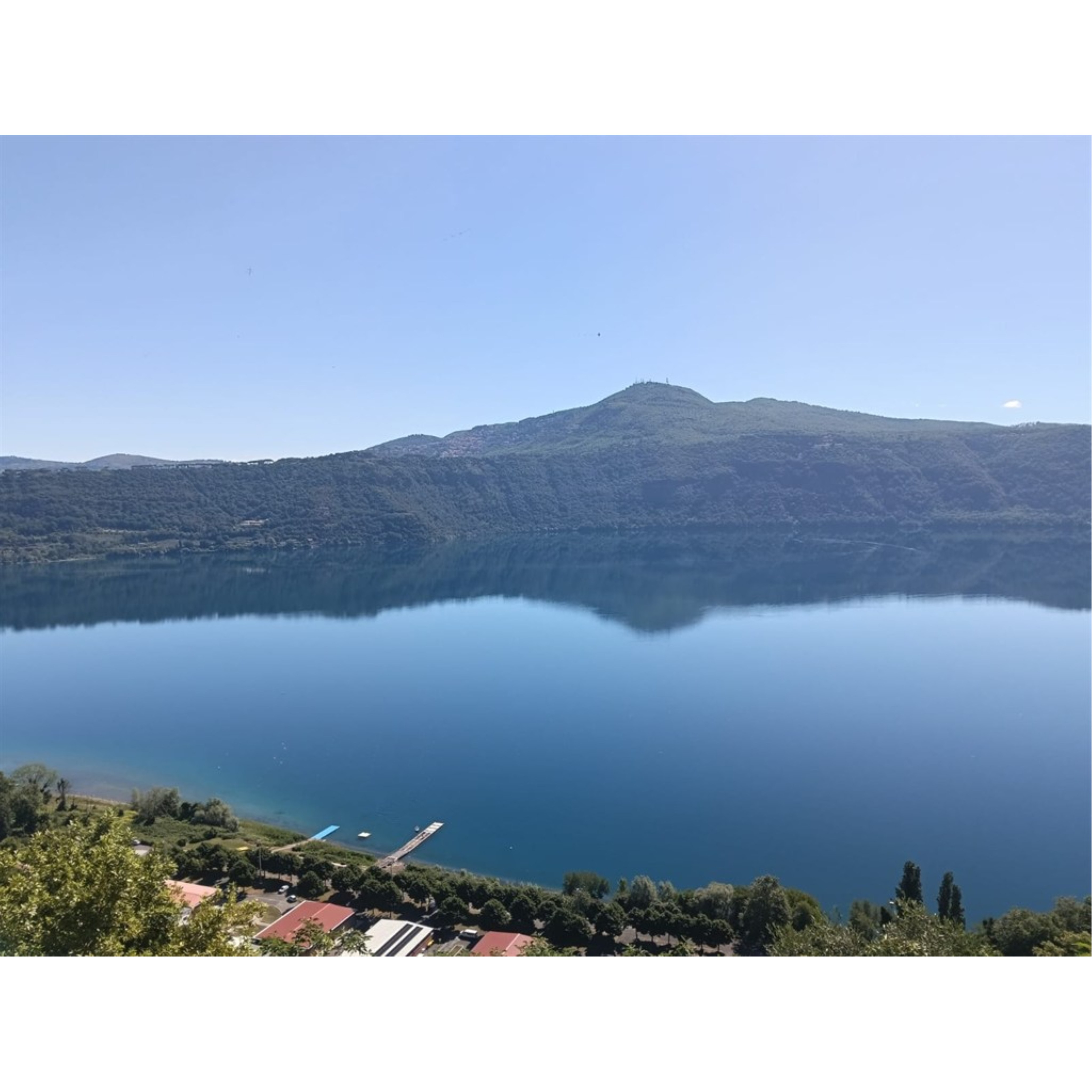 Foto Cometa 1 — Wohnung zum Verkauf in Castel Gandolfo