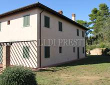 Einfamilienhaus zum Verkauf in Palaia Usiglian Del Vescovo