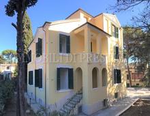 Villa in vendita a Roma Città Giardino