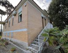Villa in vendita a Anzio Lavinio