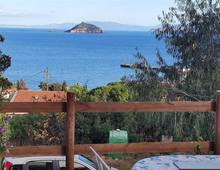 Appartamento in bifamiliare con spettacolare vista mare