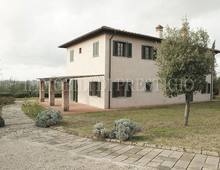 Maison individuelle à vendre à Palaia Usiglian Del Vescovo