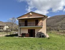 Maison individuelle à vendre à Leonessa