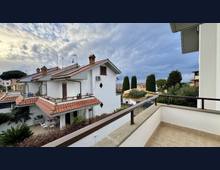 Foto Cometa 22 — Villa trifamiliare in vendita a Albano Laziale Olivella