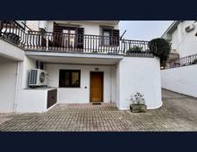 Foto Cometa 37 — Villa trifamiliare in vendita a Albano Laziale Olivella