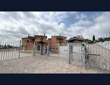 Villa quadrifamiliare Albano Laziale