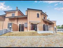 Foto Cometa 32 — Villa quadrifamiliare in vendita a Albano Laziale