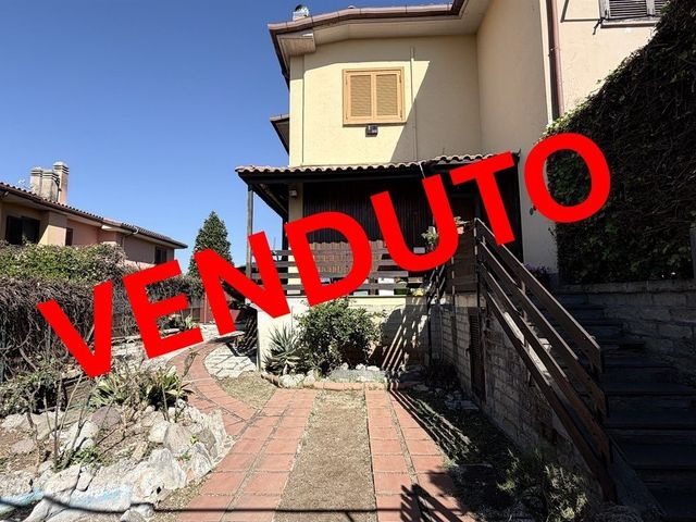 Villa a schiera Albano Laziale