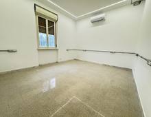 Foto Cometa 10 — Immobile commerciale in vendita a Roma