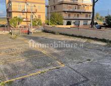 Altro in vendita a Roma Borghesiana - Valle Fiorita