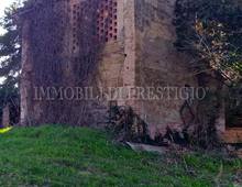 Moradia isolada à venda em Palaia Usiglian Del Vescovo