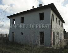 Moradia isolada à venda em Palaia Usiglian Del Vescovo