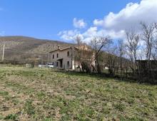 Moradia isolada à venda em Leonessa
