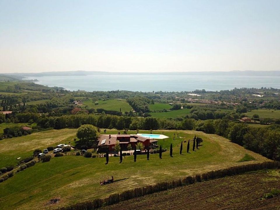 Villa in vendita a Trevignano Romano Monte La Guardia